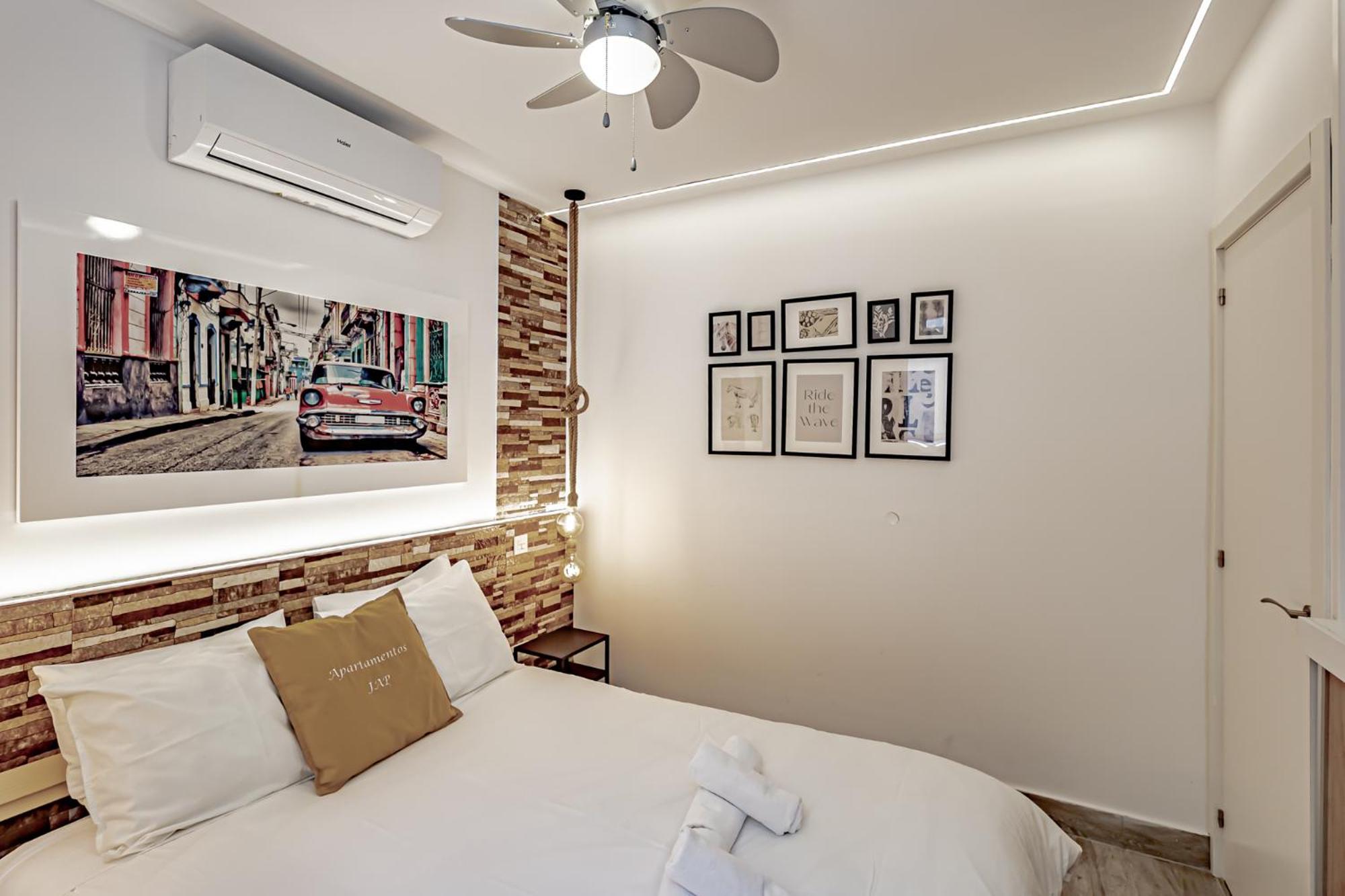 Apartamentos Santiago Cordero Мадрид Екстериор снимка