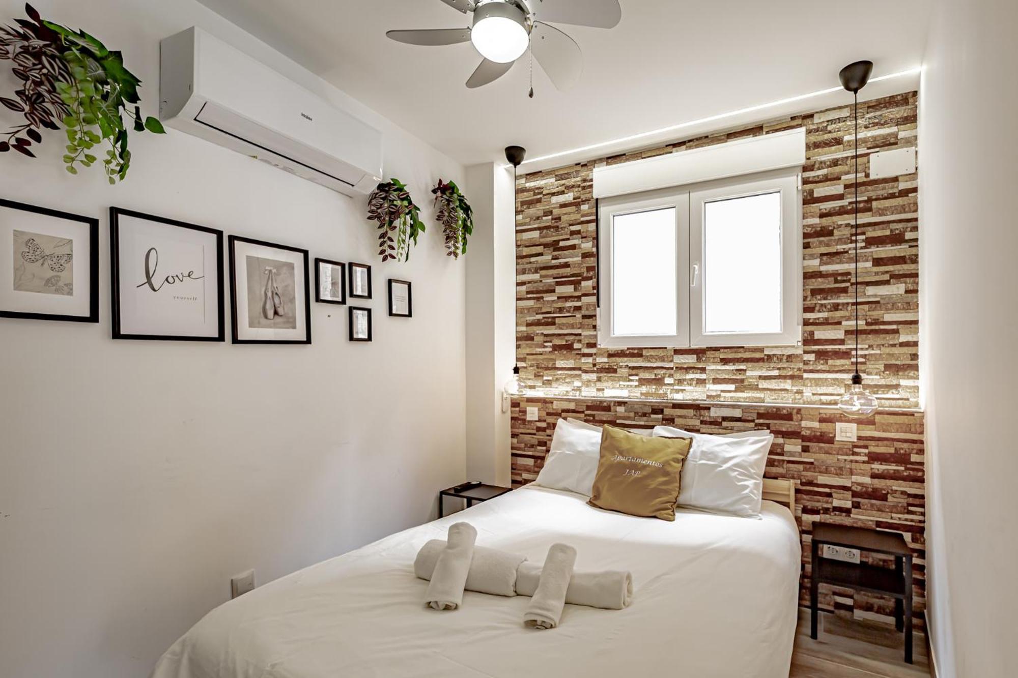 Apartamentos Santiago Cordero Мадрид Екстериор снимка